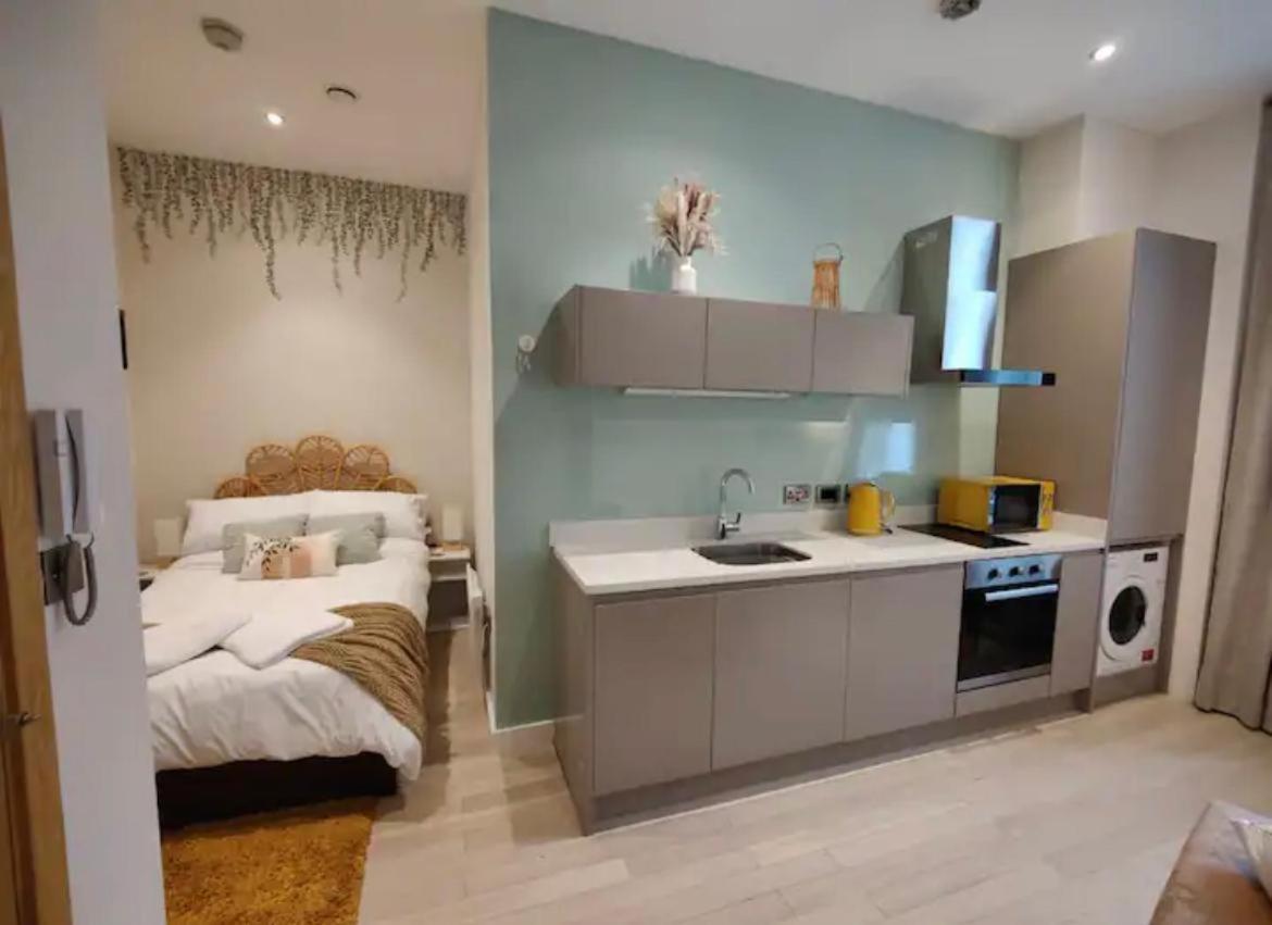 Liverpool Gem: Cozy Studio Retreat 外观 照片